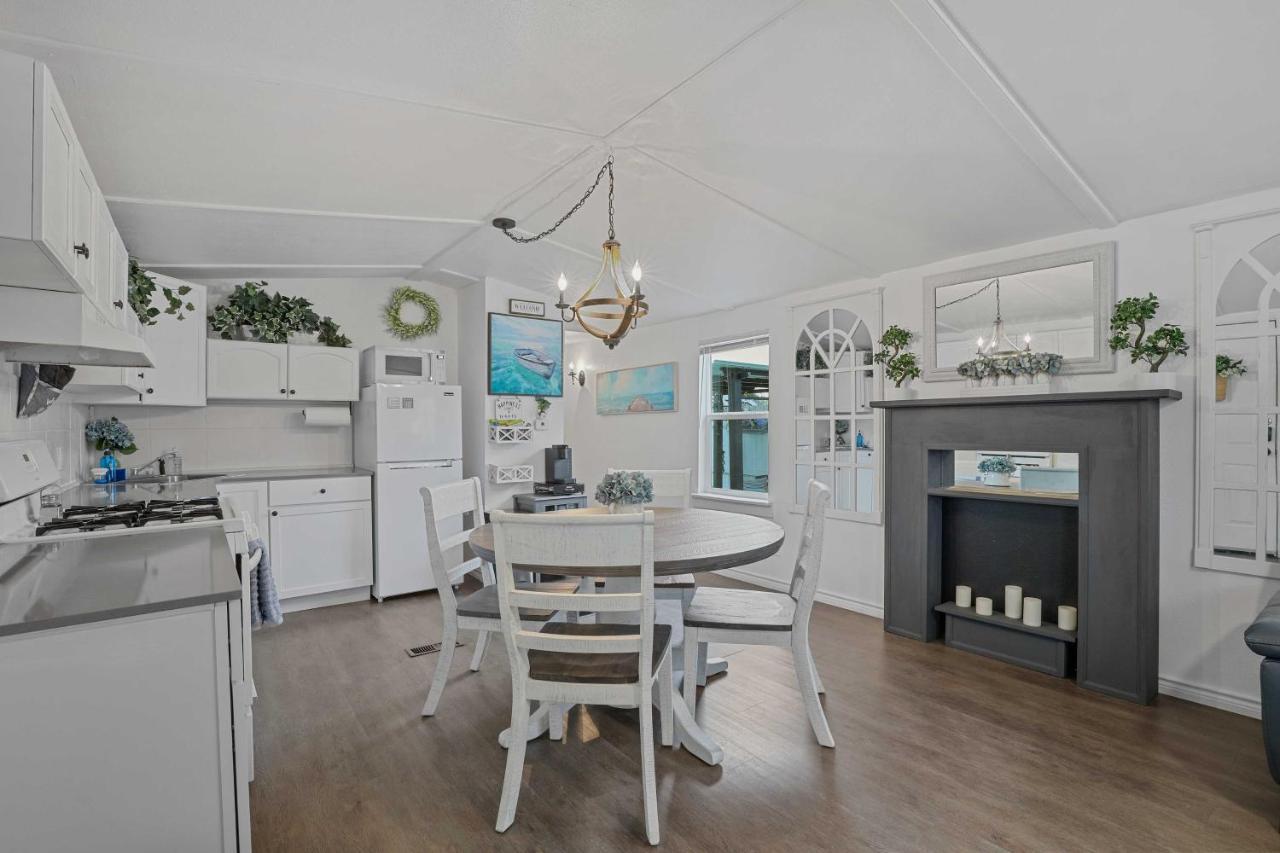 Pet-Friendly Lake Dallas Home Near Lewisville Lake Exterior foto